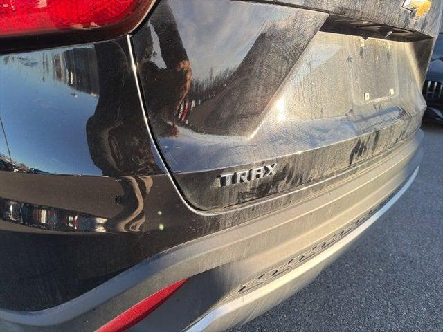 used 2025 Chevrolet Trax car, priced at $20,988
