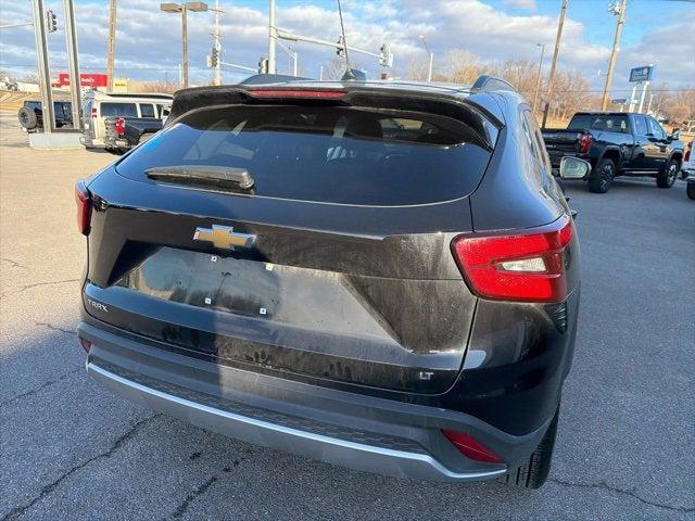 used 2025 Chevrolet Trax car, priced at $20,988