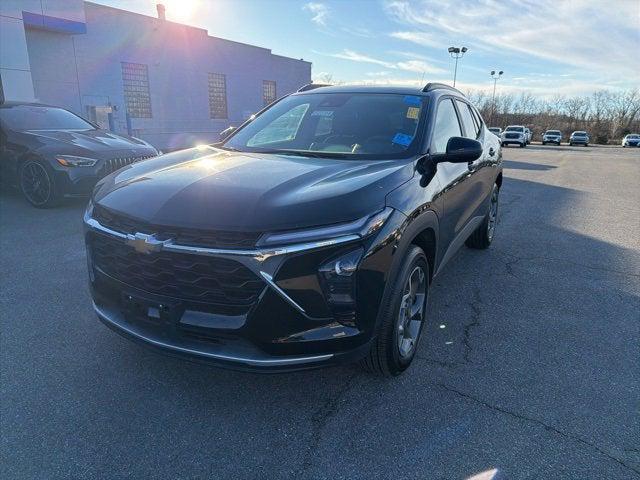 used 2025 Chevrolet Trax car, priced at $20,988