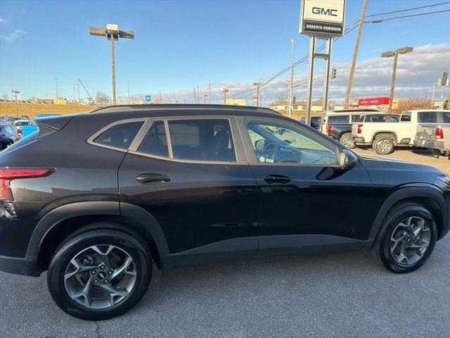 used 2025 Chevrolet Trax car, priced at $20,988