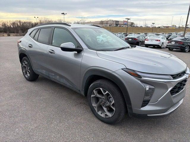 used 2025 Chevrolet Trax car, priced at $20,988