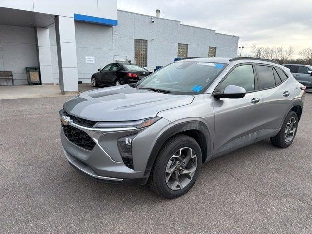 used 2025 Chevrolet Trax car, priced at $20,988