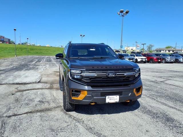 used 2025 Ford Expedition car, priced at $75,387