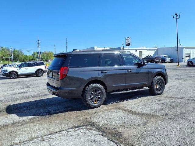 used 2025 Ford Expedition car, priced at $75,387