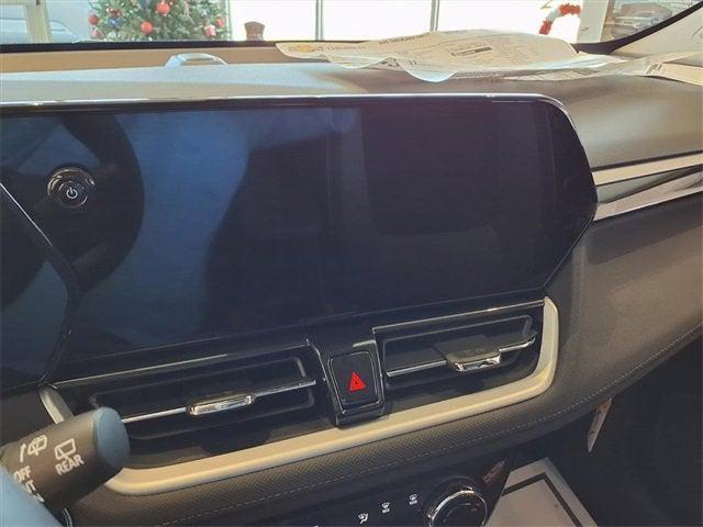 new 2025 Chevrolet TrailBlazer car, priced at $27,939