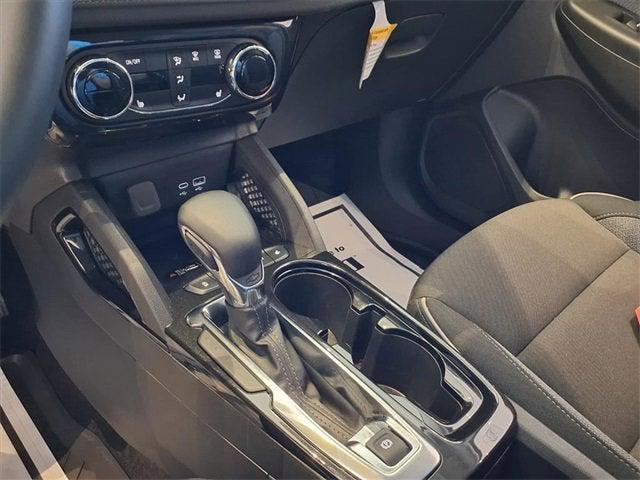 new 2025 Chevrolet TrailBlazer car, priced at $27,939