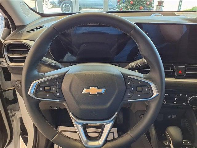 new 2025 Chevrolet TrailBlazer car, priced at $27,939