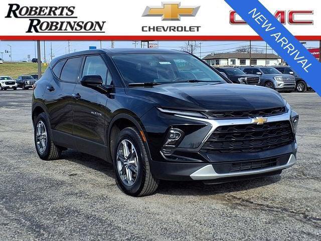 used 2025 Chevrolet Blazer car, priced at $27,387