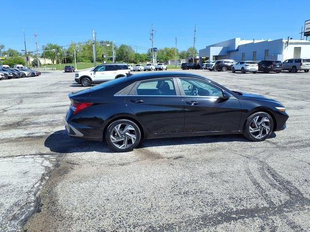 used 2025 Hyundai Elantra car, priced at $22,387