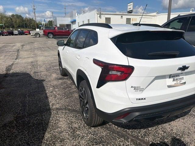 new 2025 Chevrolet Trax car, priced at $26,808