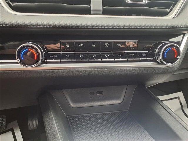 new 2026 Chevrolet Equinox car, priced at $37,263