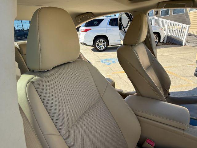 used 2015 Lexus ES 350 car, priced at $18,999