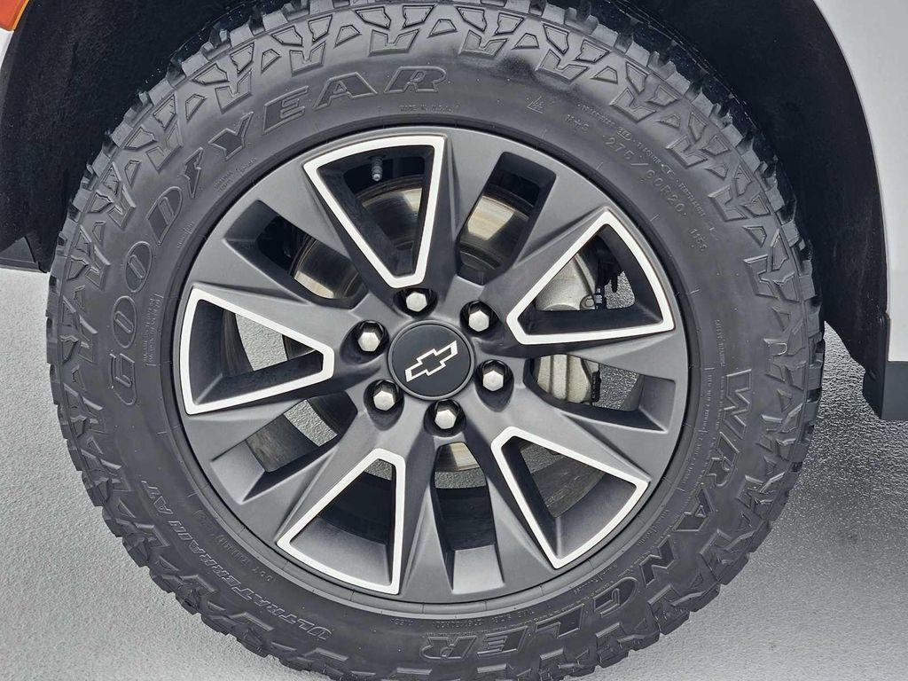 used 2022 Chevrolet Tahoe car, priced at $45,990