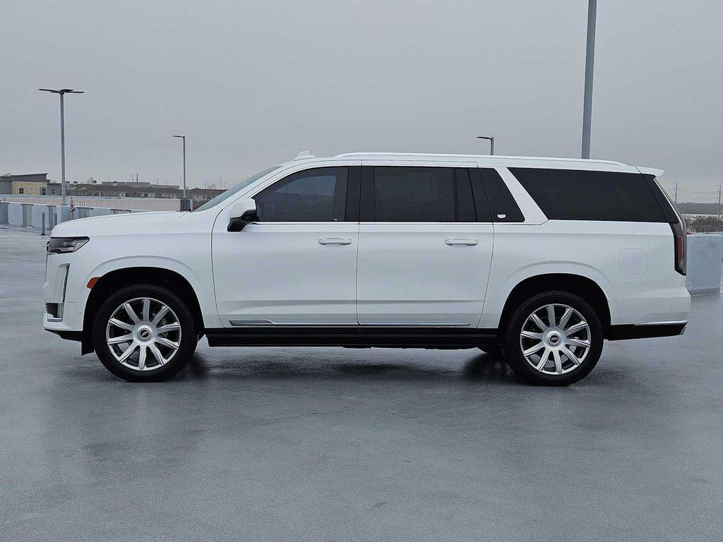 used 2023 Cadillac Escalade ESV car, priced at $71,990