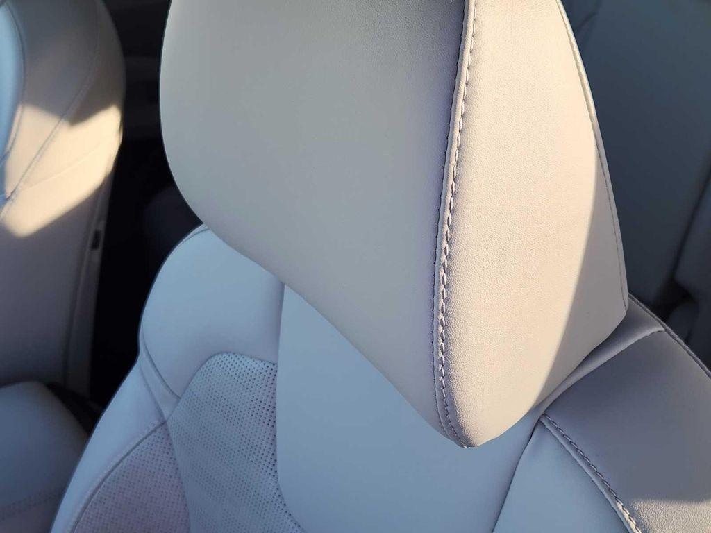 used 2025 Kia Sorento car, priced at $33,990