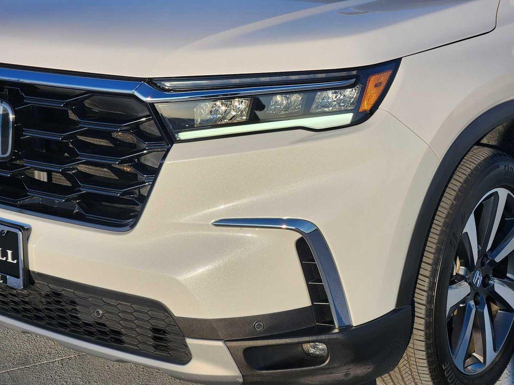 used 2023 Honda Pilot car, priced at $44,990