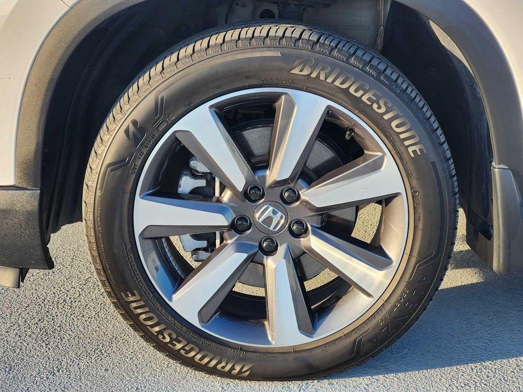 used 2023 Honda Pilot car, priced at $44,990