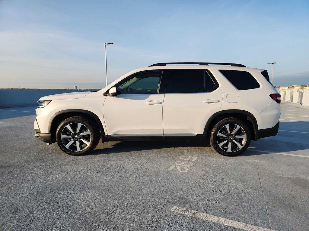 used 2023 Honda Pilot car, priced at $44,990