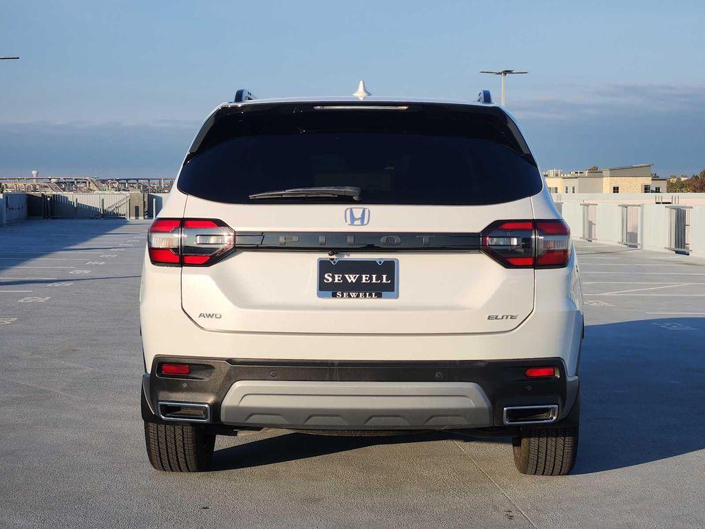 used 2023 Honda Pilot car, priced at $44,990