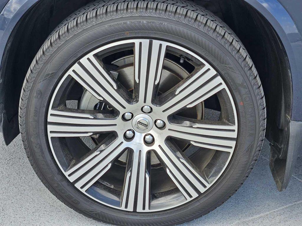 used 2020 Volvo XC90 car, priced at $25,990