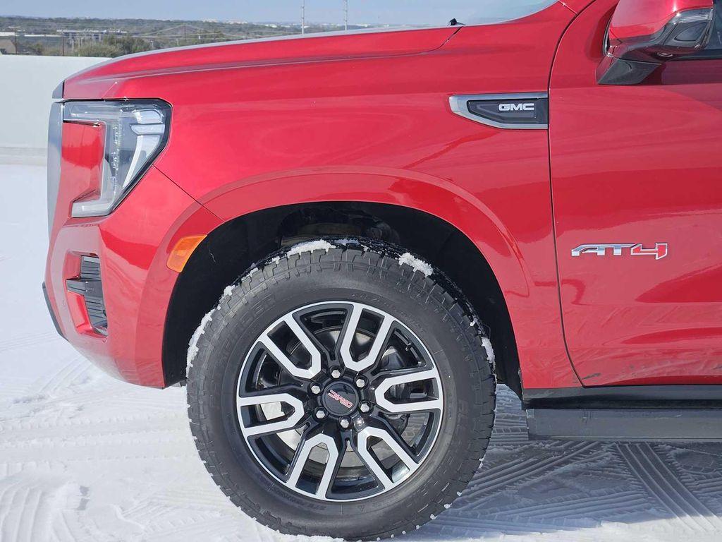 used 2024 GMC Yukon car, priced at $63,990