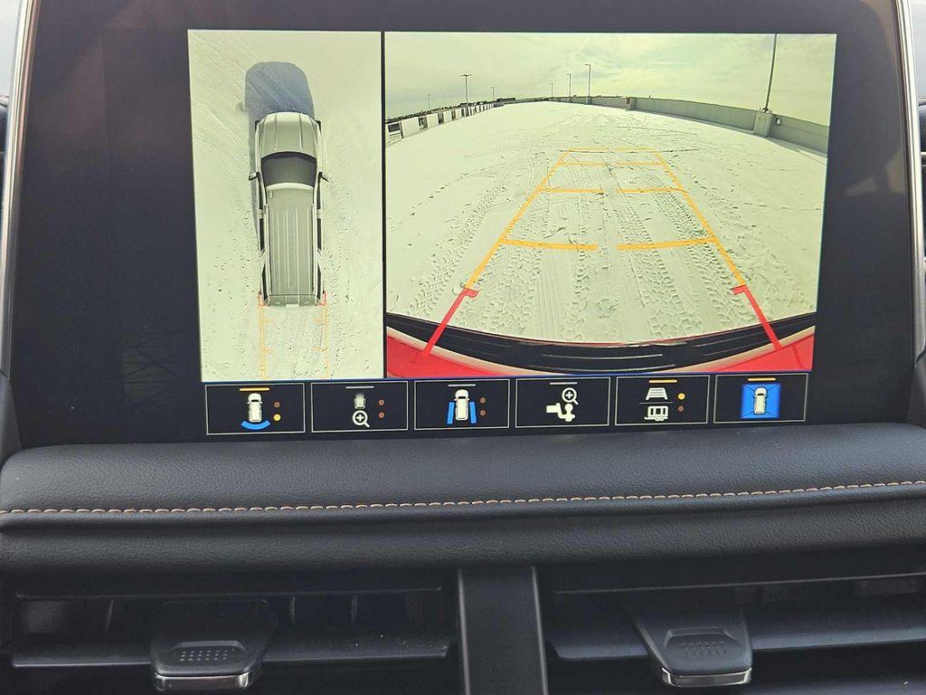 used 2024 GMC Yukon car, priced at $63,990