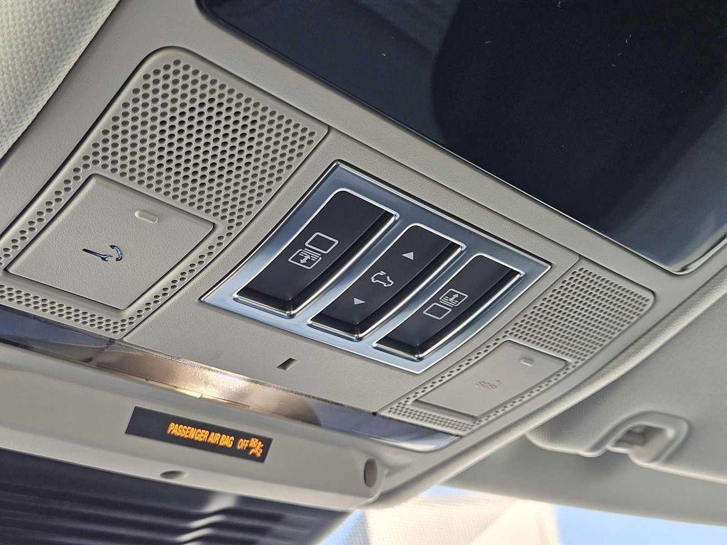 new 2026 Land Rover Discovery car, priced at $78,021