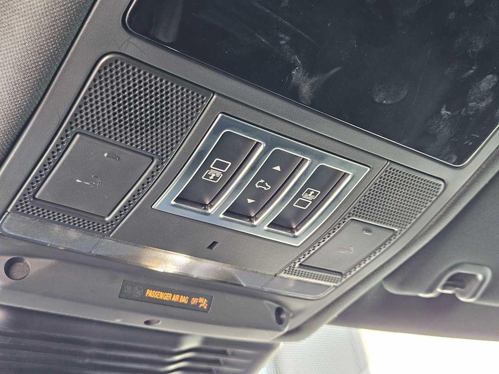 used 2025 Land Rover Discovery car, priced at $53,990