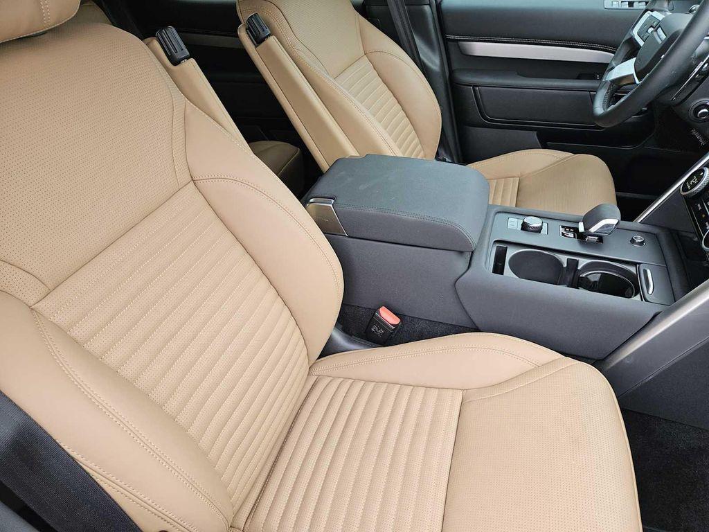 used 2025 Land Rover Discovery car, priced at $65,990