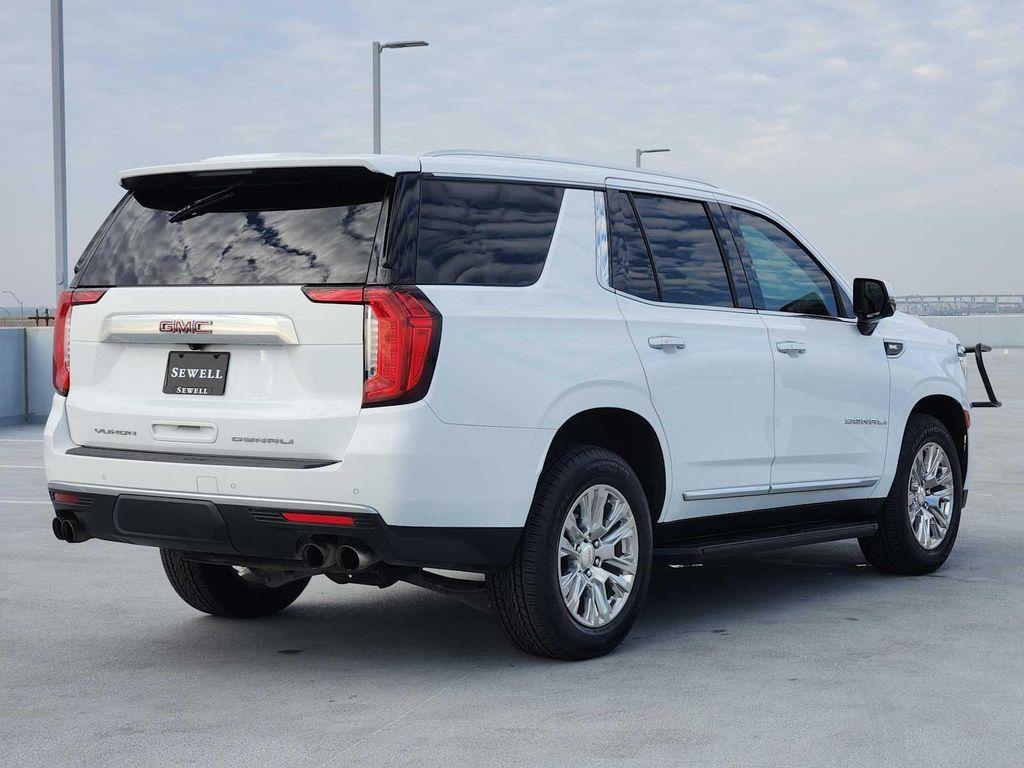 used 2022 GMC Yukon car, priced at $45,990