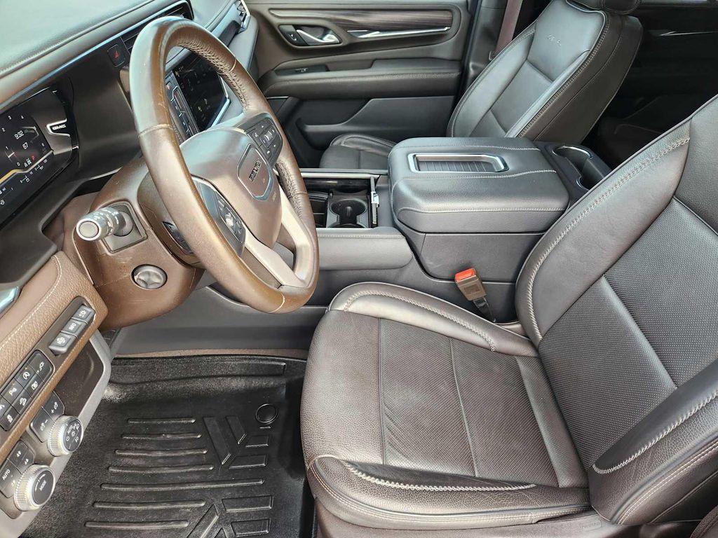 used 2022 GMC Yukon car, priced at $45,990