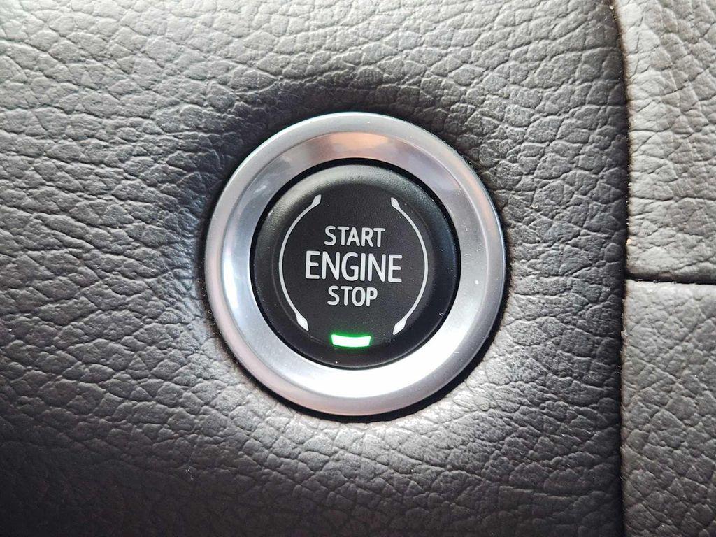 used 2022 GMC Yukon car, priced at $45,990