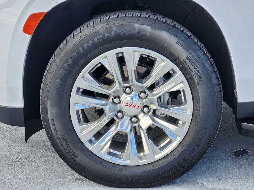 used 2022 GMC Yukon car, priced at $45,990