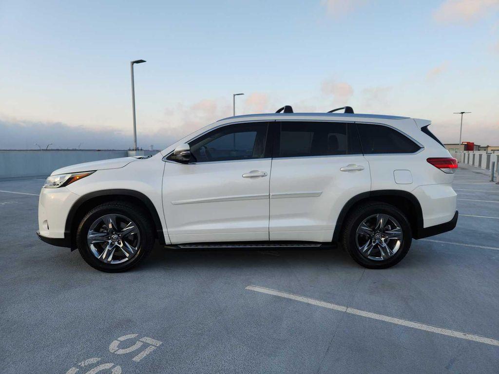 used 2018 Toyota Highlander car, priced at $21,990