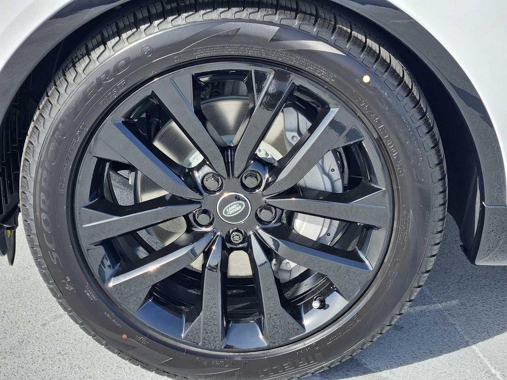 new 2026 Land Rover Discovery car, priced at $75,136
