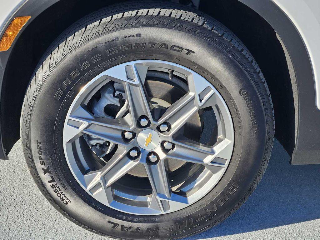 used 2023 Chevrolet Blazer car, priced at $25,990