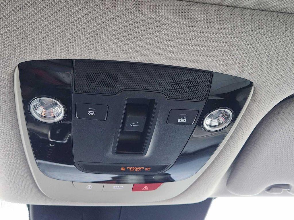 used 2023 Kia Sorento Plug-In Hybrid car, priced at $35,990