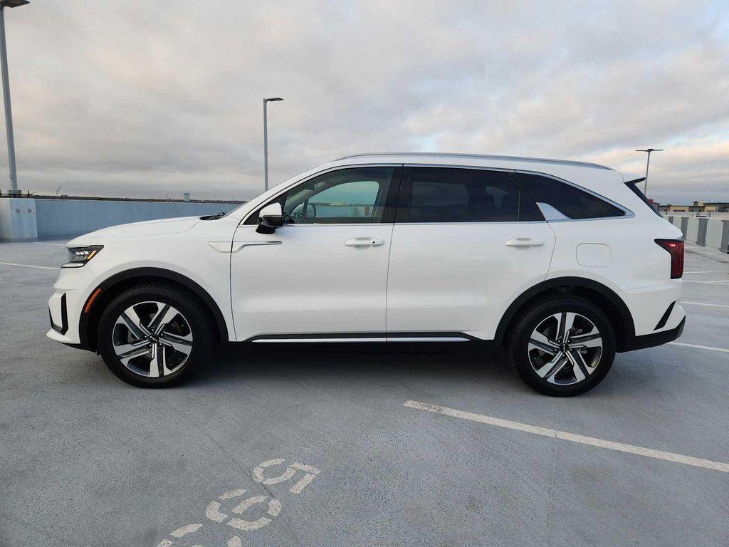 used 2023 Kia Sorento Plug-In Hybrid car, priced at $35,990