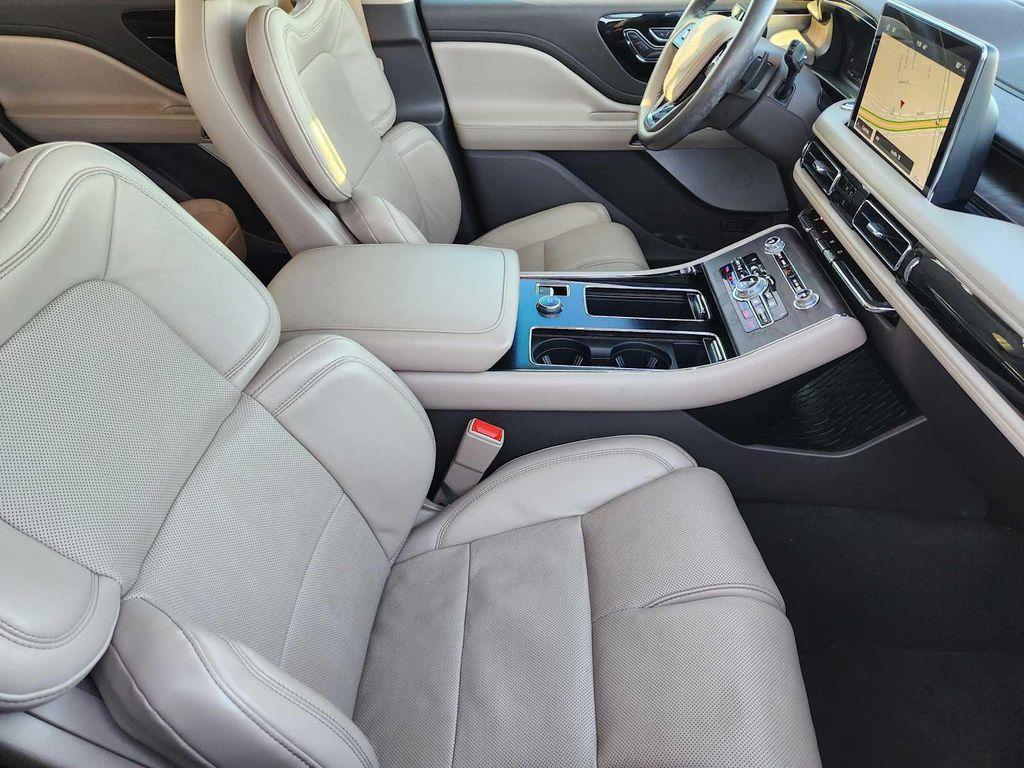used 2020 Lincoln Aviator car, priced at $28,990