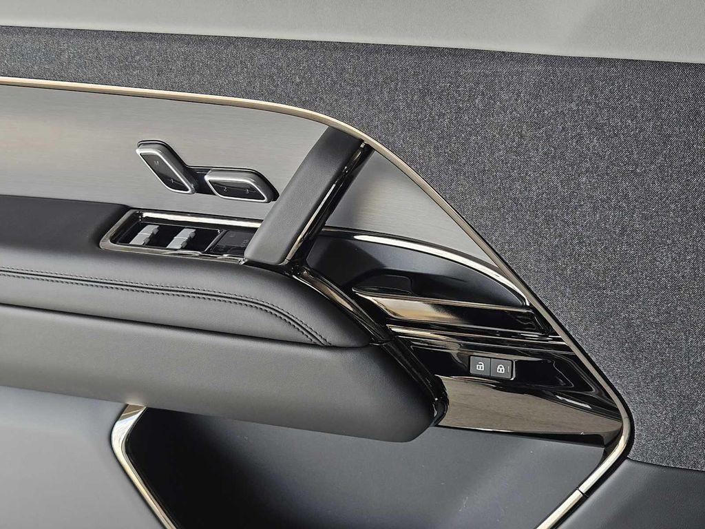 new 2026 Land Rover Range Rover Sport car, priced at $115,290