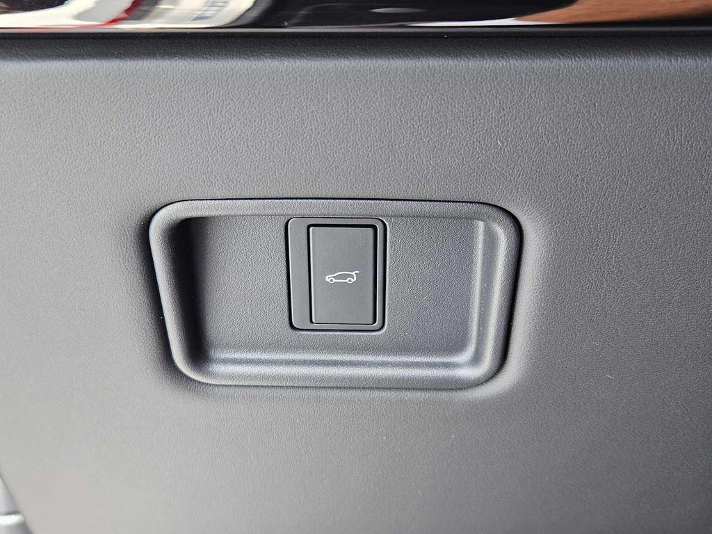 new 2025 Land Rover Range Rover Sport car, priced at $118,785