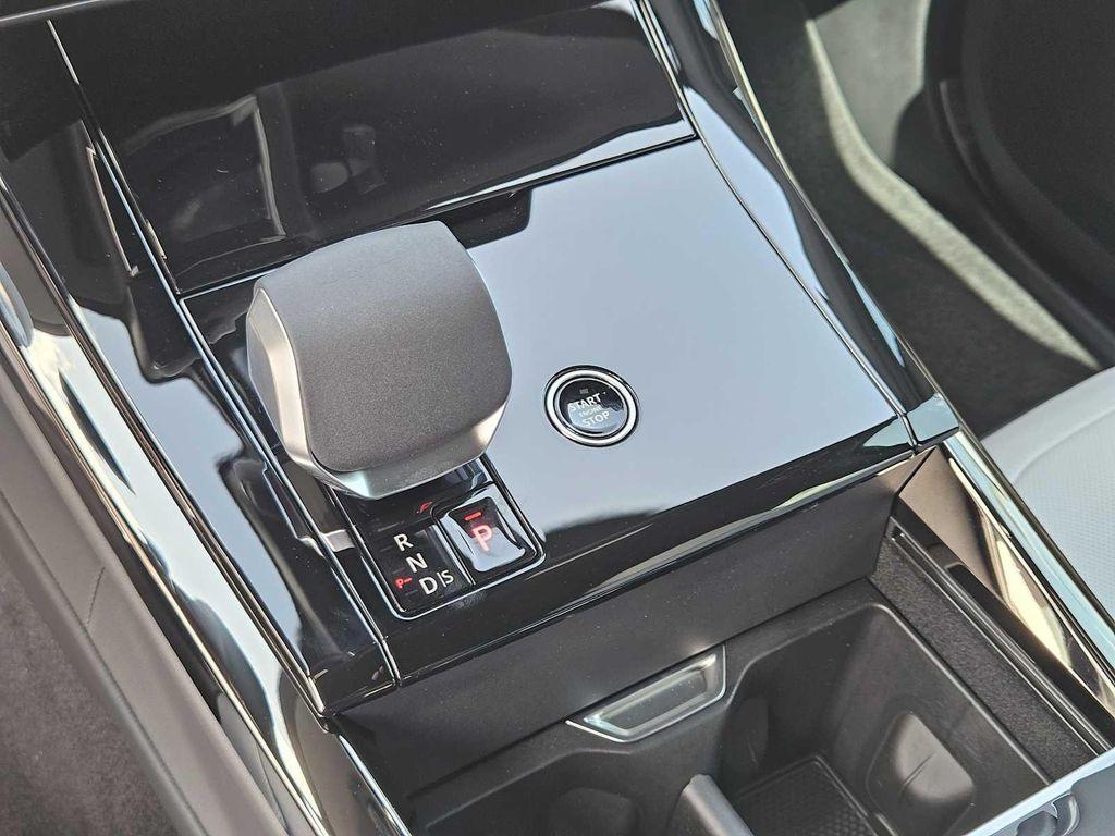 new 2025 Land Rover Range Rover Sport car, priced at $118,785