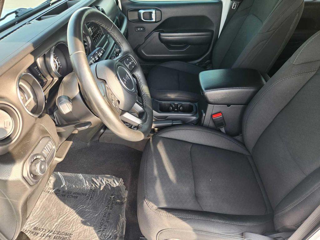 used 2022 Jeep Wrangler Unlimited car, priced at $33,990