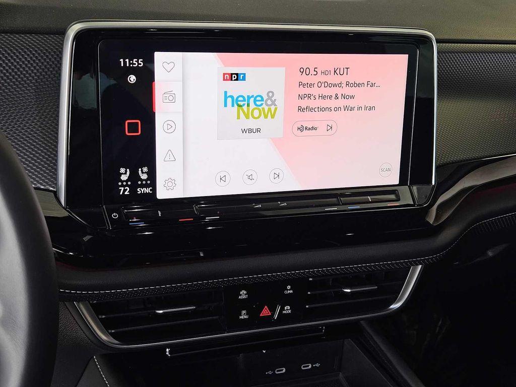 used 2024 Volkswagen Atlas Cross Sport car, priced at $38,990