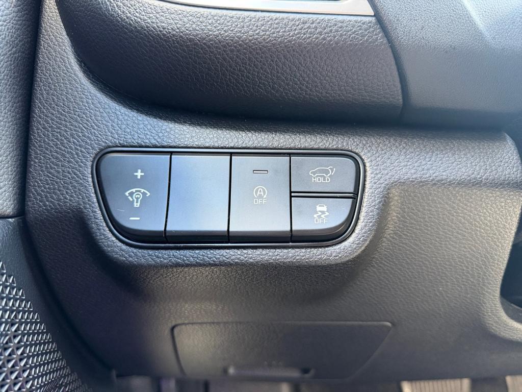 used 2025 Kia Seltos car, priced at $26,965
