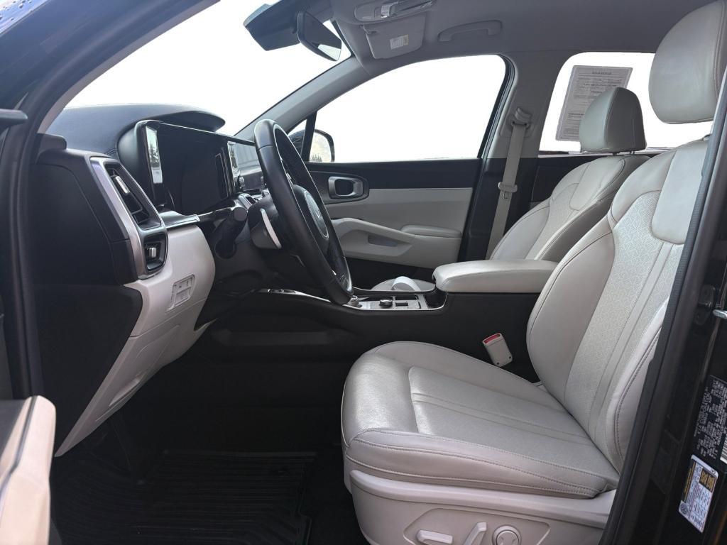 used 2023 Kia Sorento Hybrid car, priced at $27,995