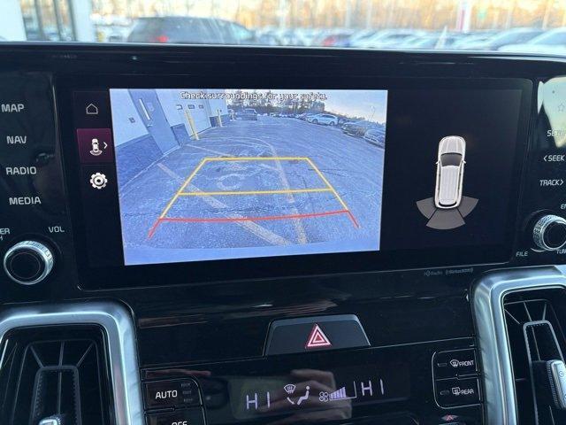 used 2022 Kia Sorento car, priced at $30,491