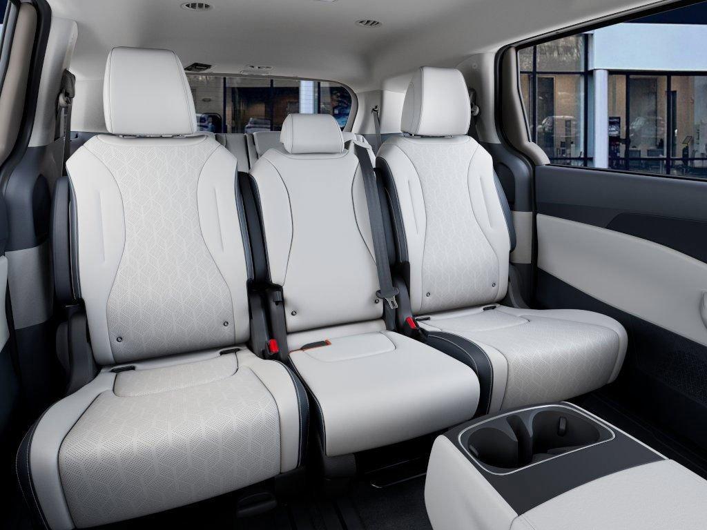 new 2026 Kia Carnival Hybrid car, priced at $43,599