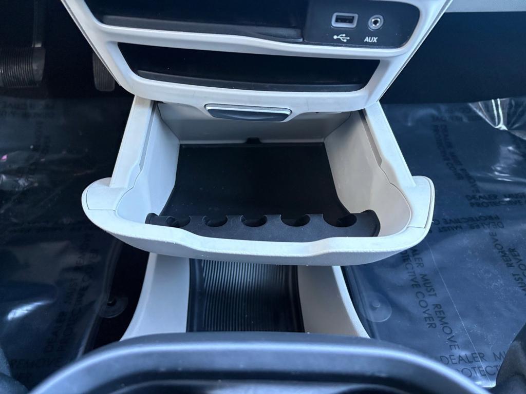 used 2017 Chrysler Pacifica car, priced at $10,996