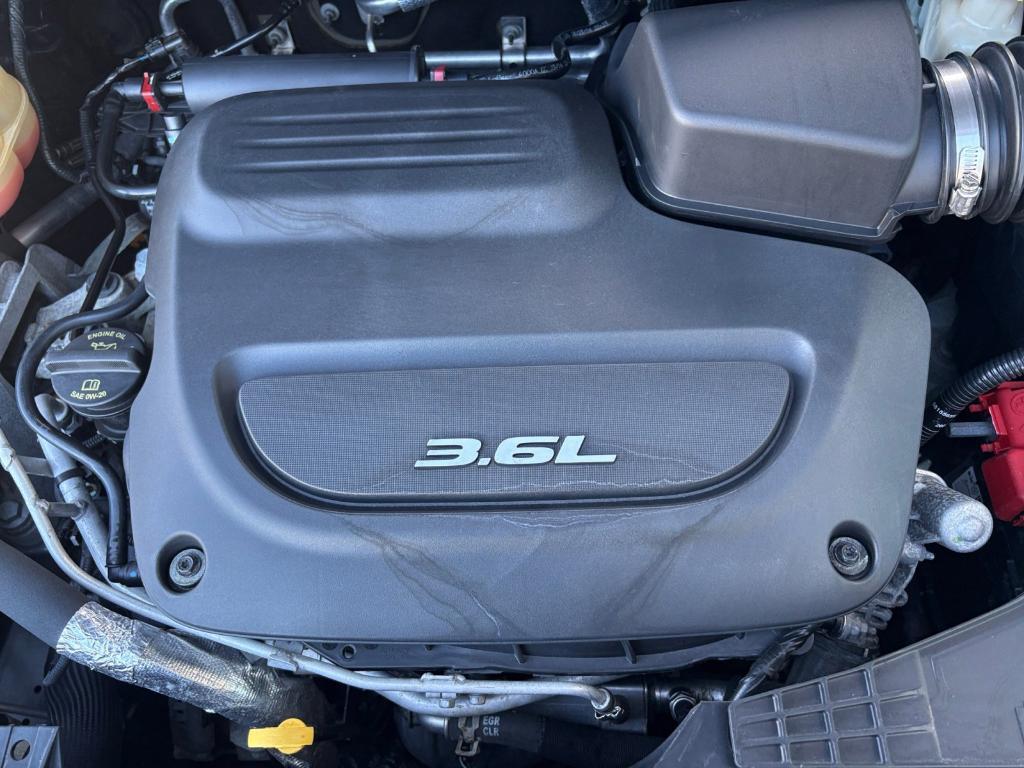 used 2017 Chrysler Pacifica car, priced at $10,996